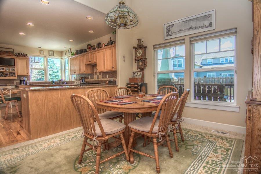 Oak Tree - Residential