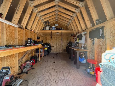 Tiny photo for 3126 Cortez Street, Klamath Falls, OR 97601 (MLS # 220210761)