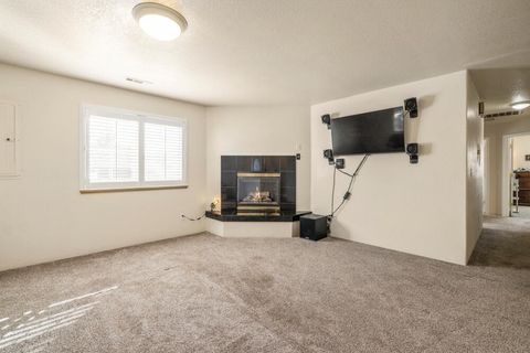 Tiny photo for 3126 Cortez Street, Klamath Falls, OR 97601 (MLS # 220210761)