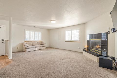 Tiny photo for 3126 Cortez Street, Klamath Falls, OR 97601 (MLS # 220210761)