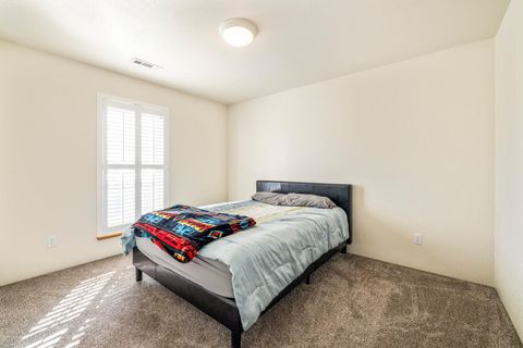 Tiny photo for 3126 Cortez Street, Klamath Falls, OR 97601 (MLS # 220210761)