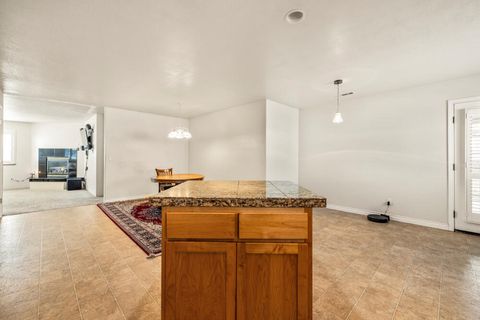 Tiny photo for 3126 Cortez Street, Klamath Falls, OR 97601 (MLS # 220210761)