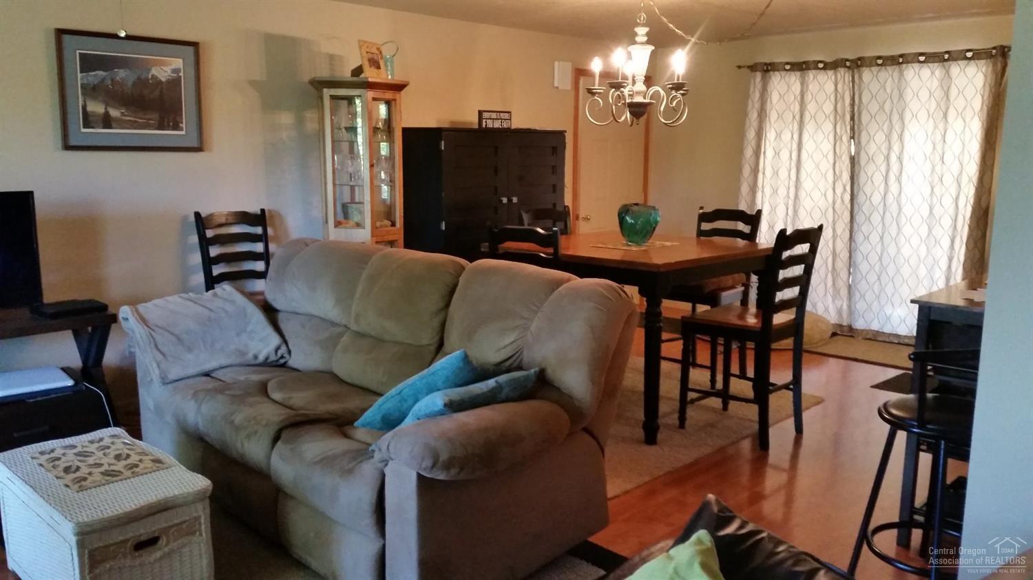 Madras Ranchos - Residential