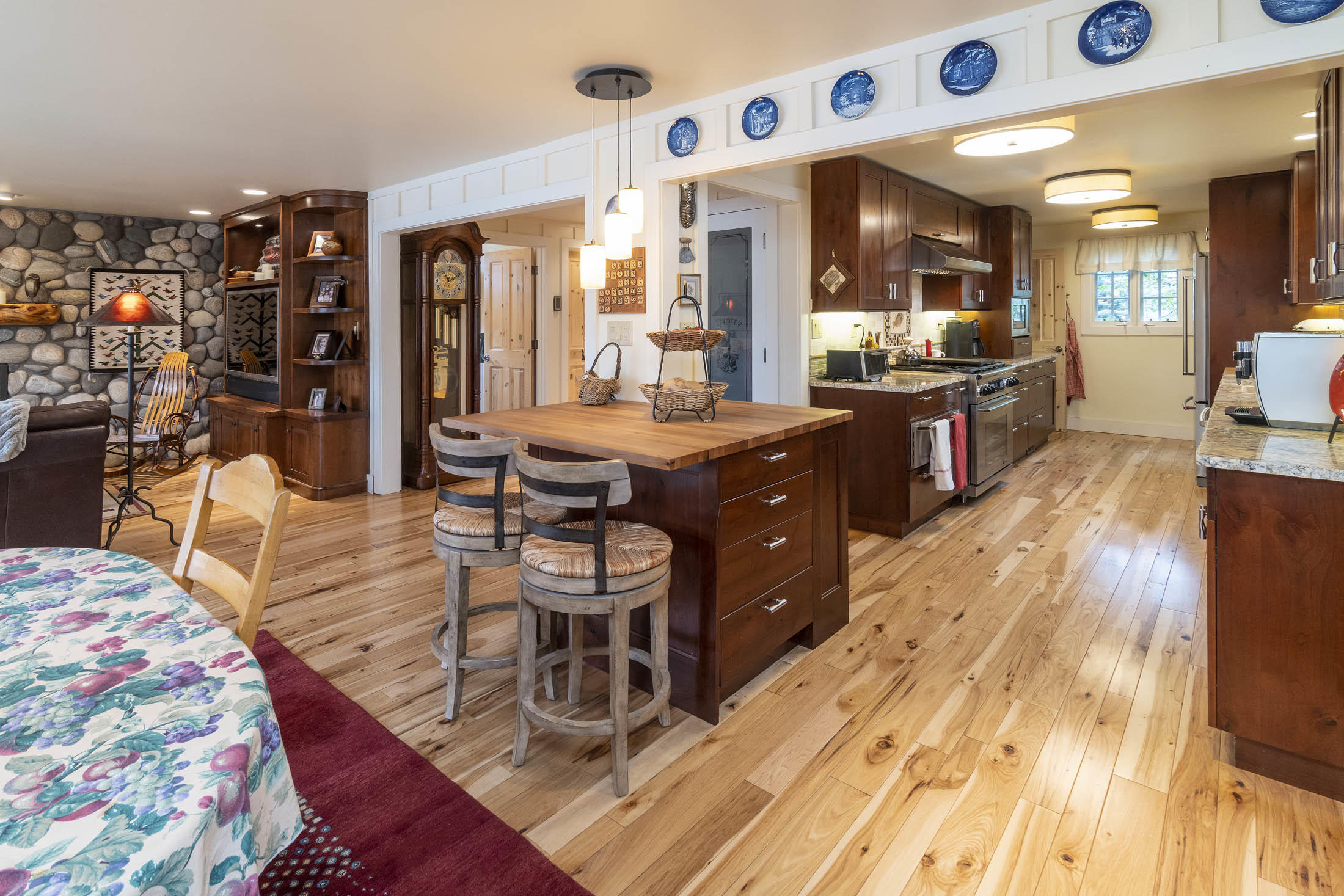 River Forest Acres - Residential