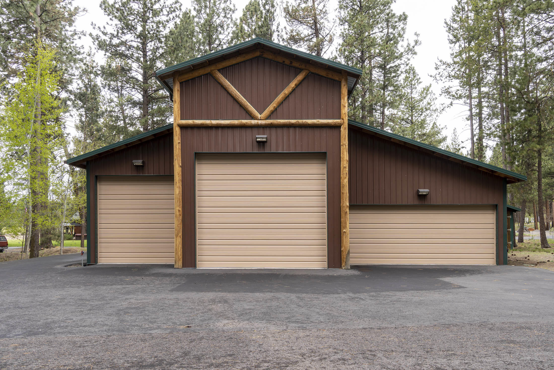 River Forest Acres - Residential