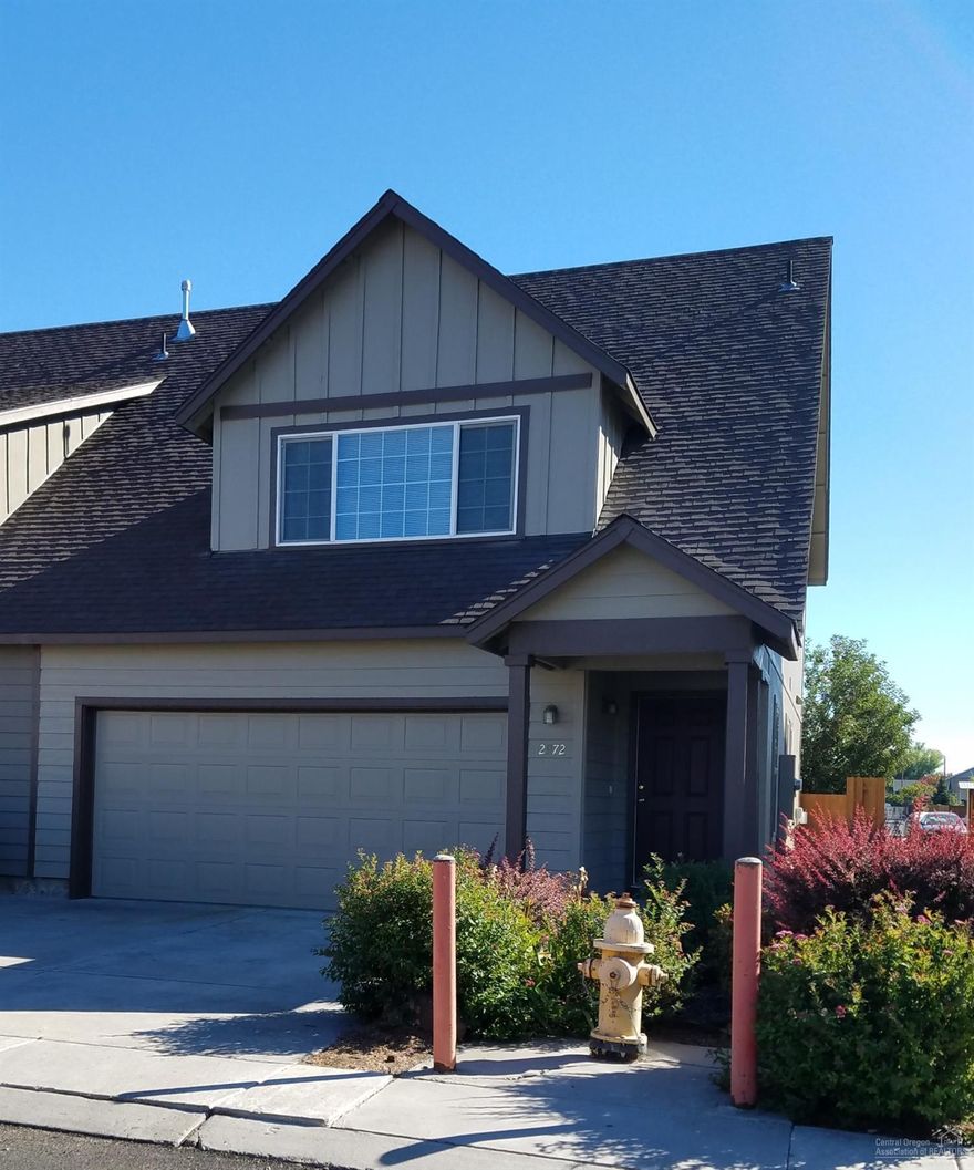 This spacious 3 bedroom, 2.5 bathroom townhome is located in a desired SW Redmond community. This home features tile flooring, new interior and exterior paint,newer appliances and carpet and window coverings. There is a cozy gas fireplace and an eating bar off the kitchen. The bedrooms are spacious and the master suite offers a walk-in closet, dual sinks in the bathroom and ample counter space. The backyard has a nice patio area and a mature apple tree.