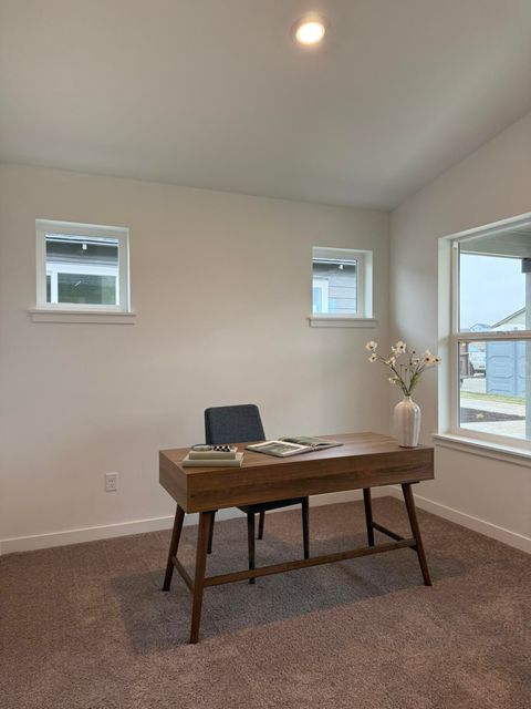 Tiny photo for 237 SE Peppermint Loop #4, Culver, OR 97734 (MLS # 220219300)