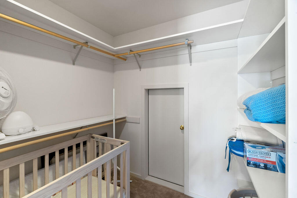 Fairway Point Villag - Residential