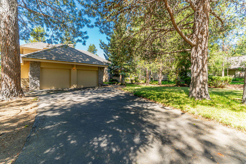 Fairway Point Villag - Residential