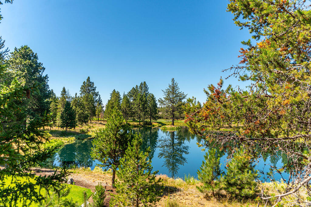 Fairway Point Villag - Residential