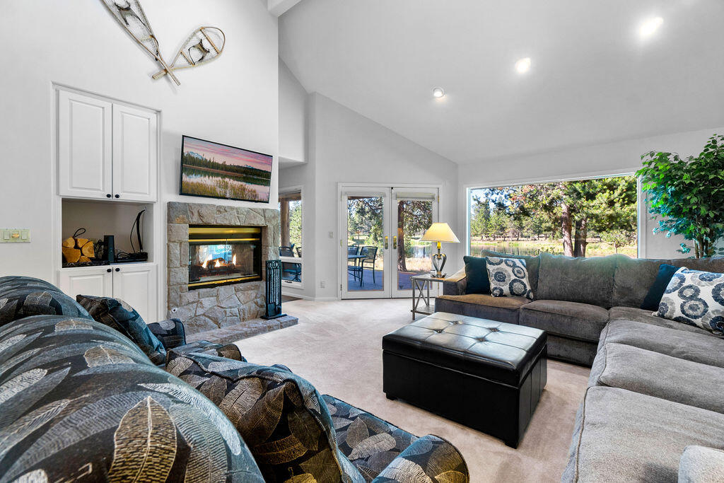 Fairway Point Villag - Residential