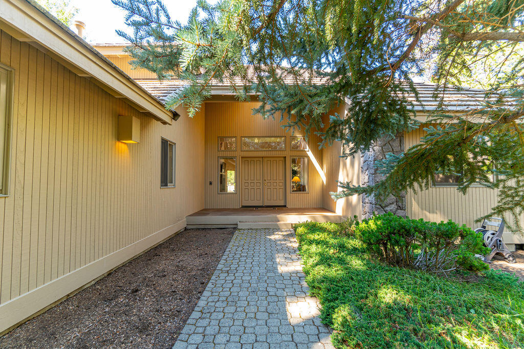 Fairway Point Villag - Residential