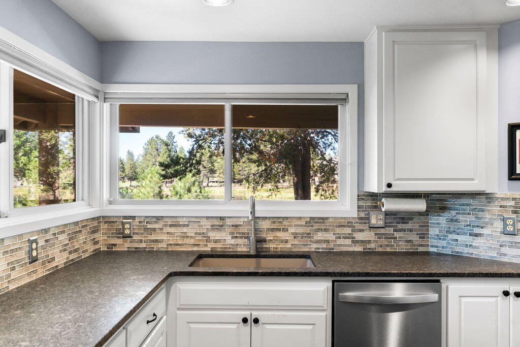 Fairway Point Villag - Residential