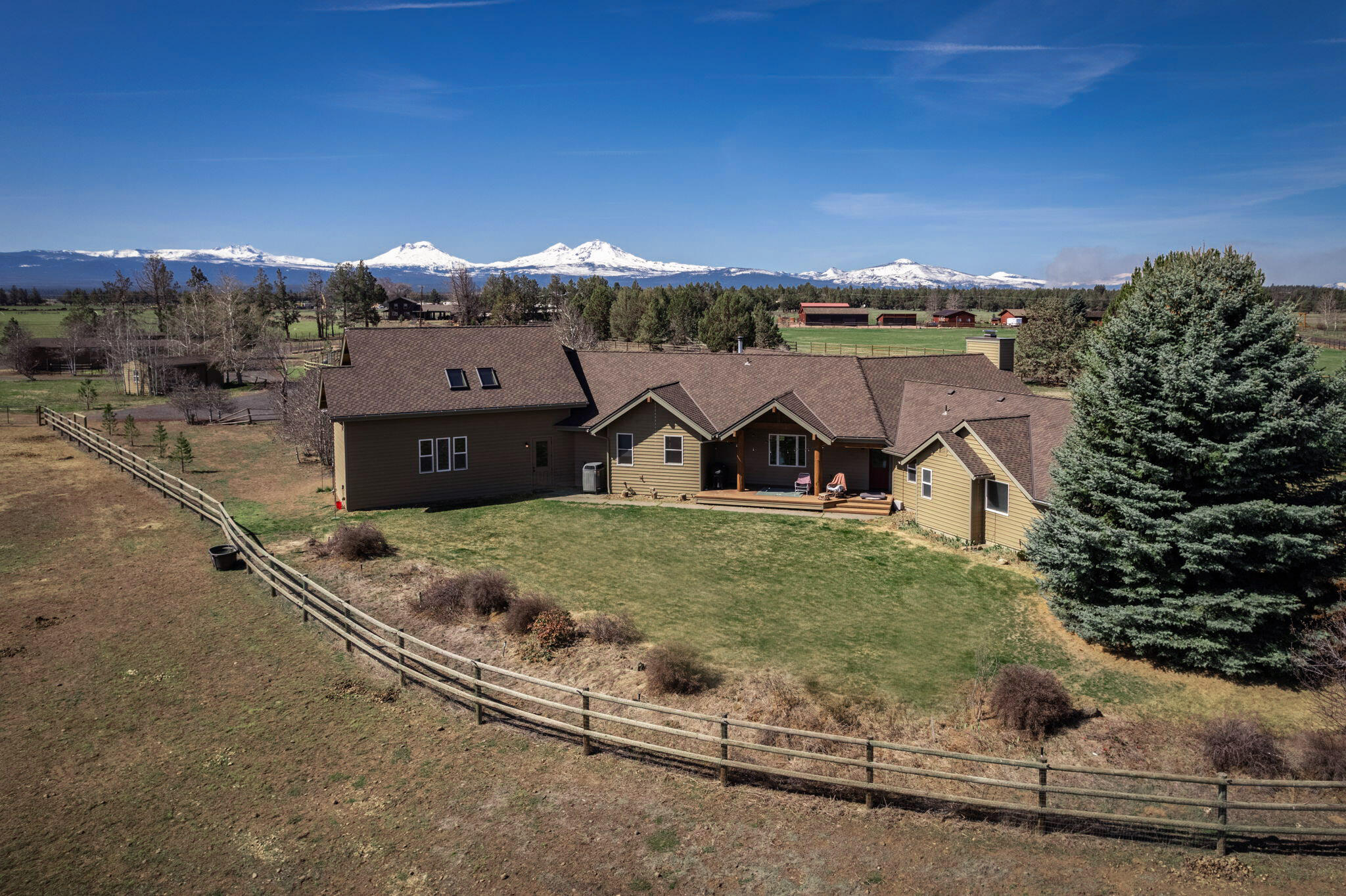 Desert Sand Arabian - Residential