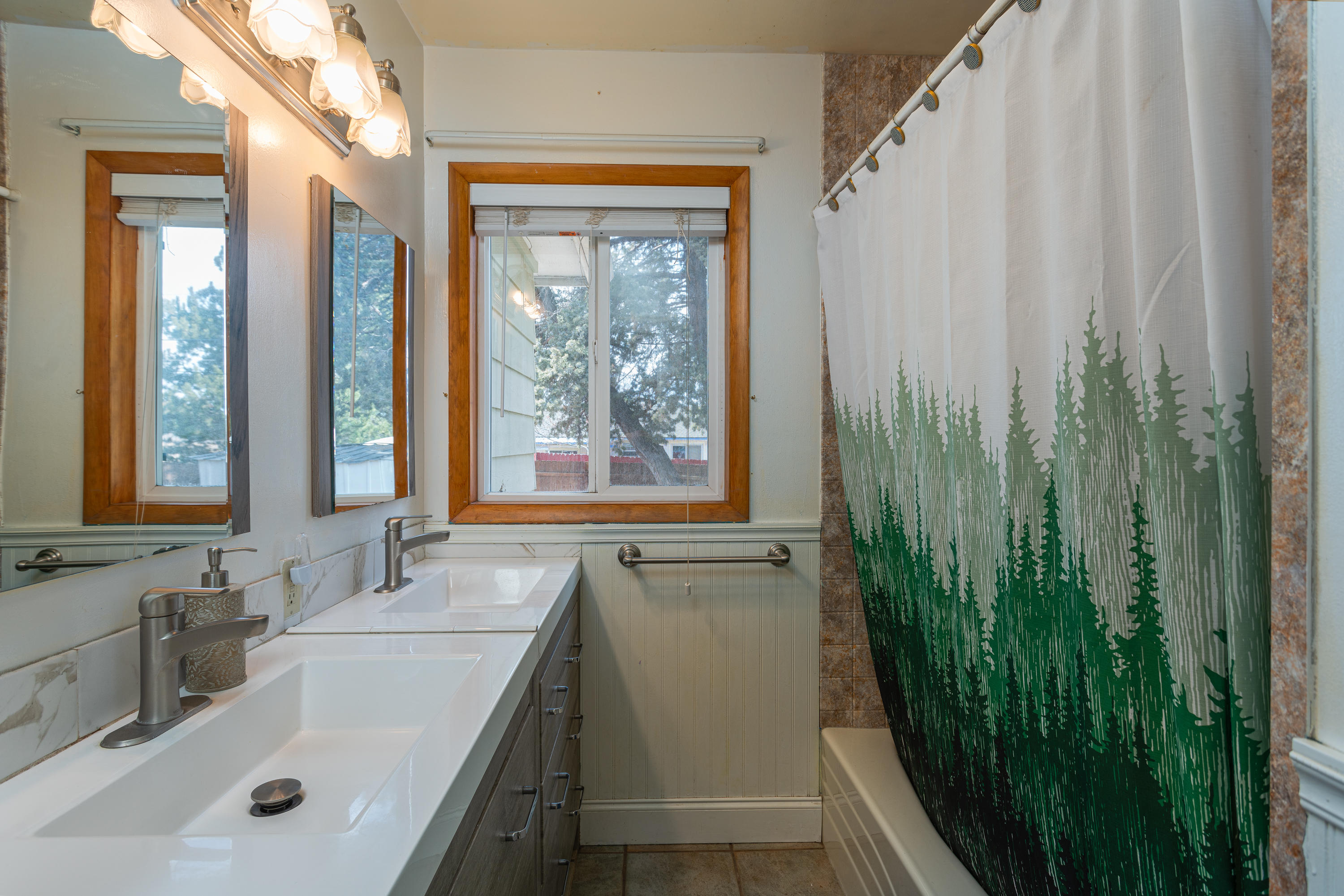 Hillcrest CC - Residential