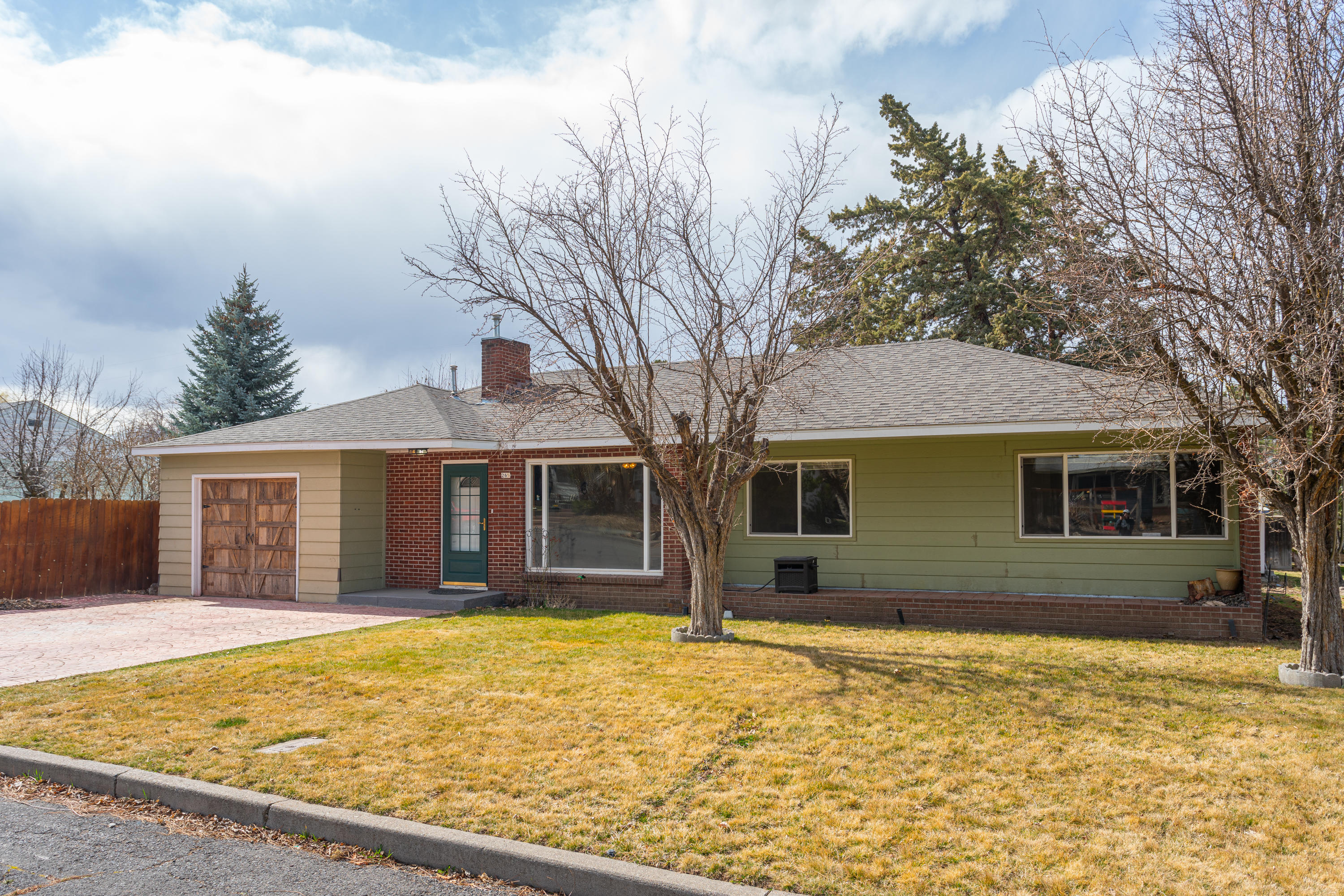 Hillcrest CC - Residential