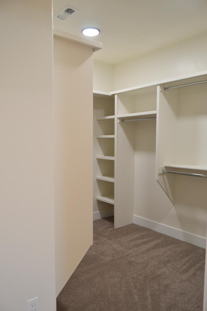 The Pinnacle At Meadow Wood - Residential