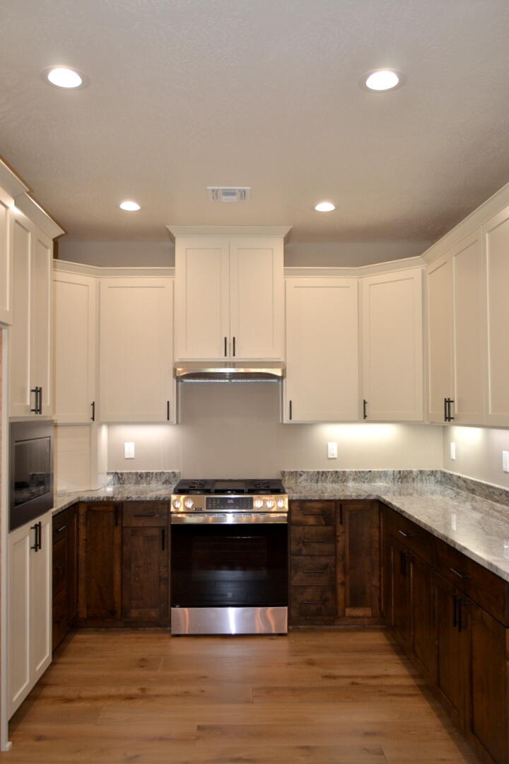 The Pinnacle At Meadow Wood - Residential