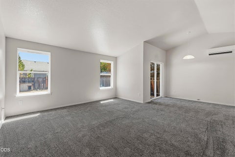 Tiny photo for 2150 SW 29th Street, Redmond, OR 97756 (MLS # 220224463)