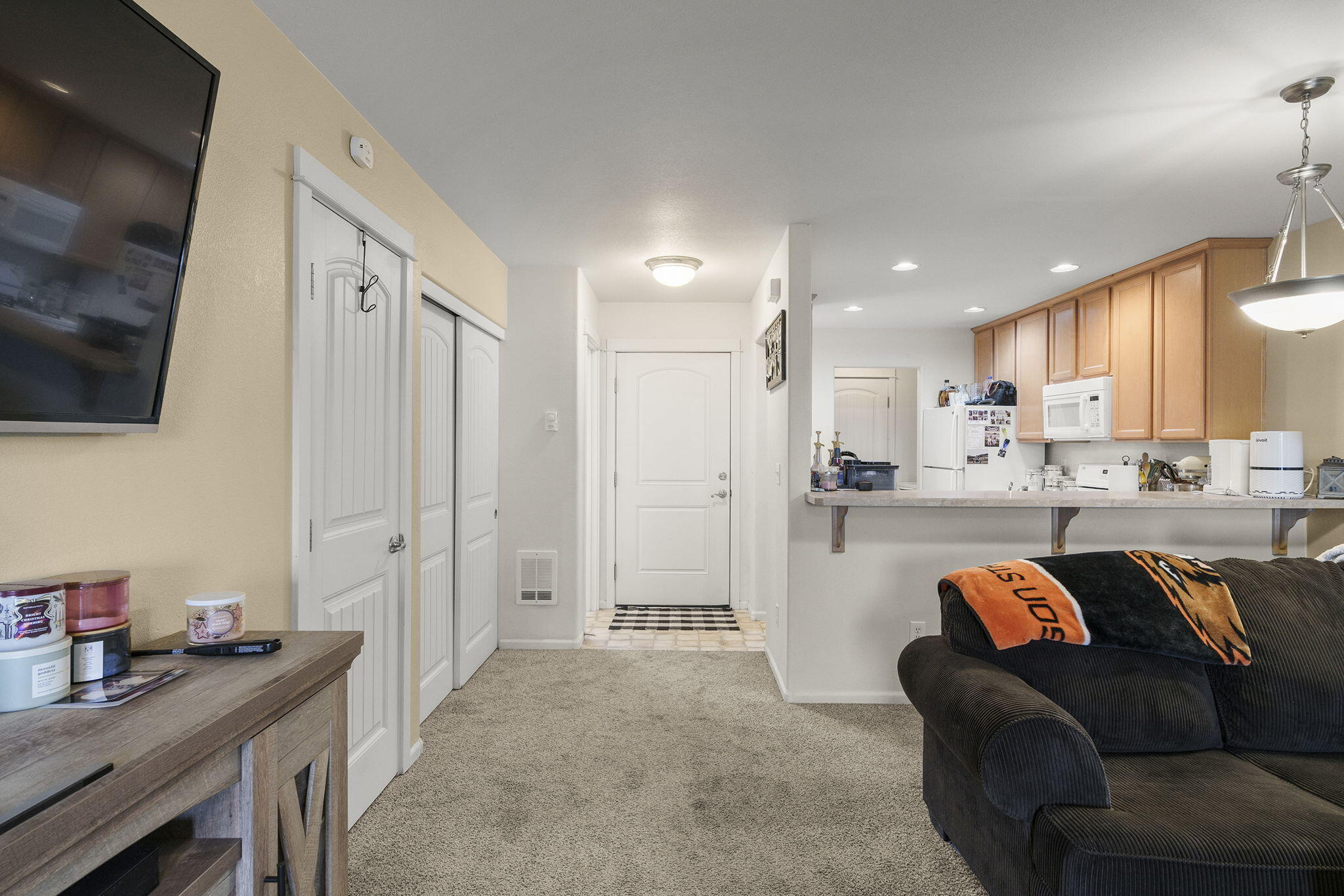 1147 SW Tee Lane