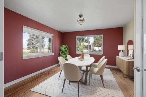 Tiny photo for 547 SW Bear Drive, Madras, OR 97741 (MLS # 220210971)