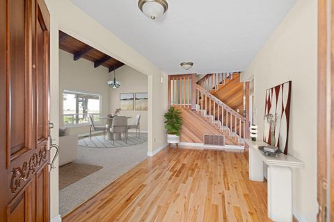 Tiny photo for 547 SW Bear Drive, Madras, OR 97741 (MLS # 220210971)