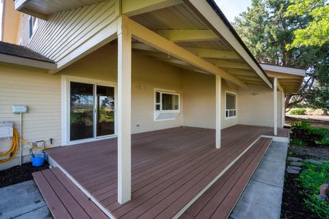 Tiny photo for 547 SW Bear Drive, Madras, OR 97741 (MLS # 220210971)