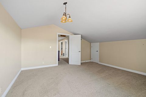 Tiny photo for 547 SW Bear Drive, Madras, OR 97741 (MLS # 220210971)