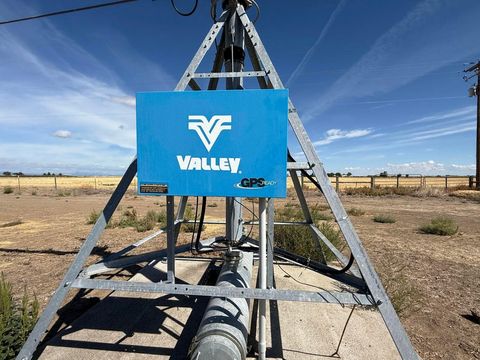 Tiny photo for 547 SW Bear Drive, Madras, OR 97741 (MLS # 220210971)