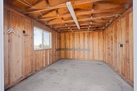 Tiny photo for 547 SW Bear Drive, Madras, OR 97741 (MLS # 220210971)