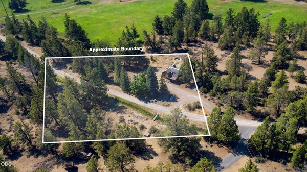 63379 HAMEHOOK RD, BEND, OR 97701 - Image 424f7793ba2aa37d1cea7aed4ce34b2a/3169589901