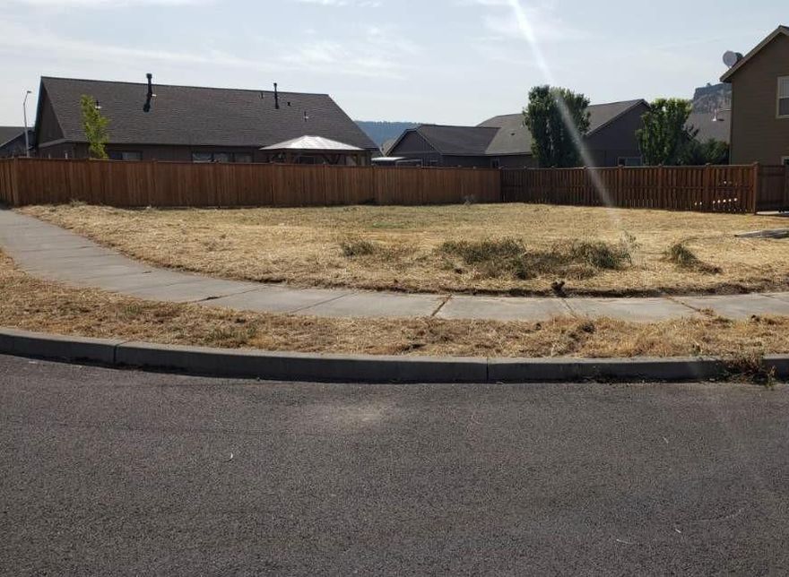 Great corner lot in Crystal Springs Subdivision on the east end of Prineville. Beautiful homes in this quiet new subdivision with several recreational opportunities close by - located 6 miles from Ochoco Lake State Park and boat ramp, 20 miles to Prineville Reservoir, Barnes Butte Trailhead is only 1.5 miles away, Smith Rock, Ochoco National Forest and more are great places to explore. There are CC&R's in place to keep the area looking good and no HOA dues. Maps and information about Prineville and all of Crook County available upon request.