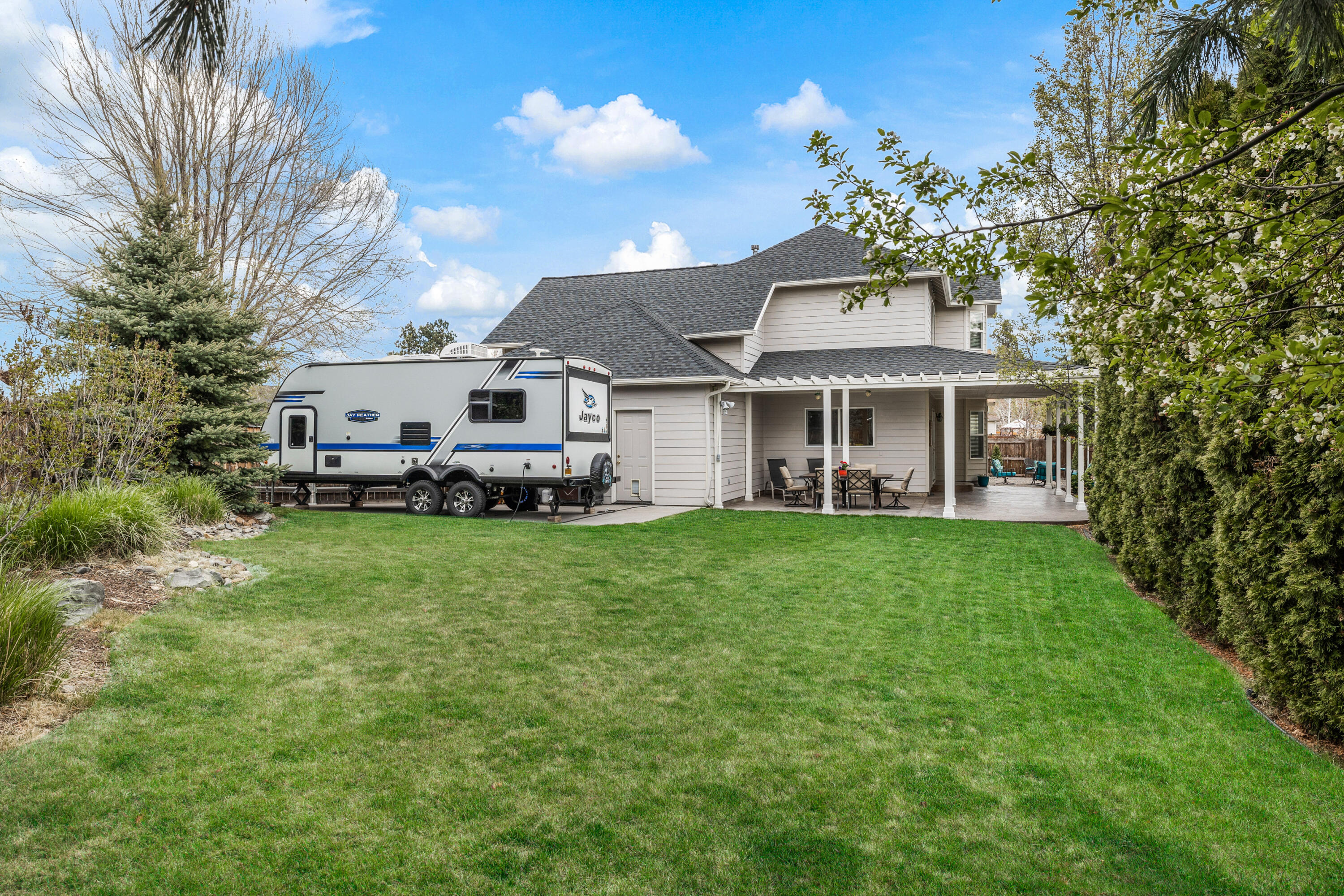 Hollow Pine Estate - Residential