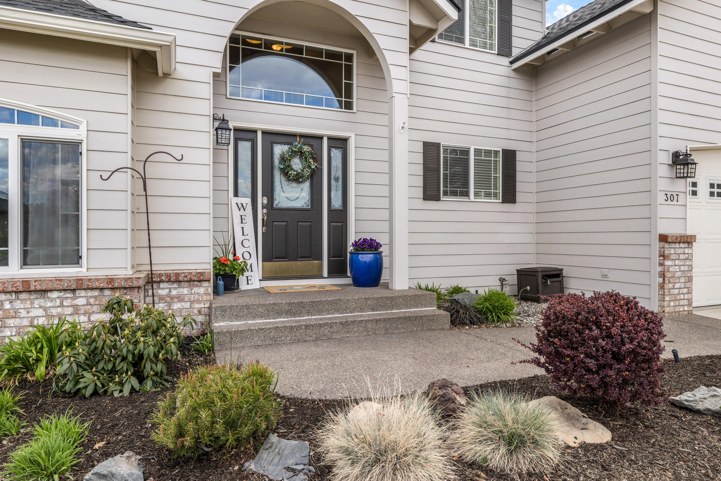 Hollow Pine Estate - Residential