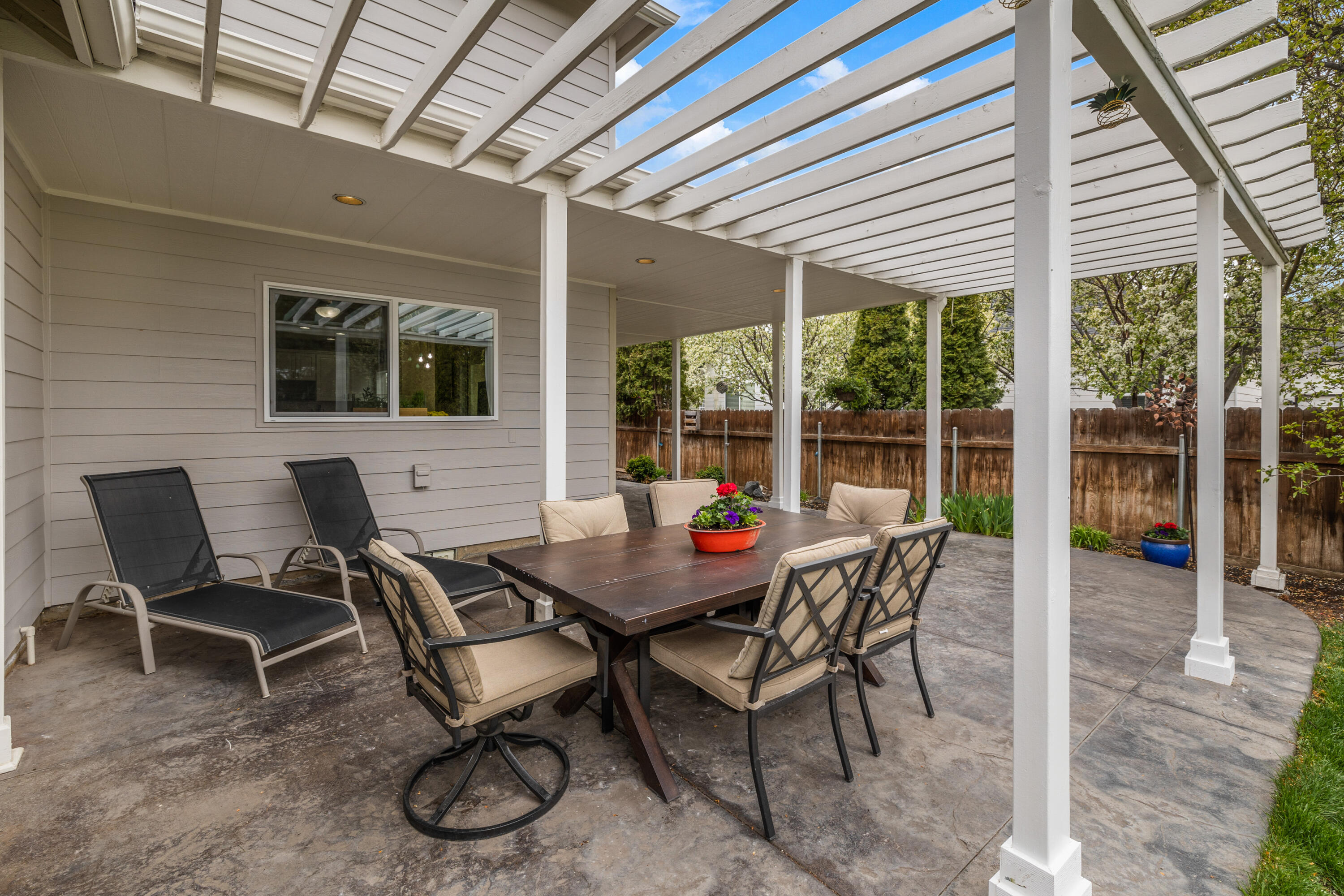 Hollow Pine Estate - Residential