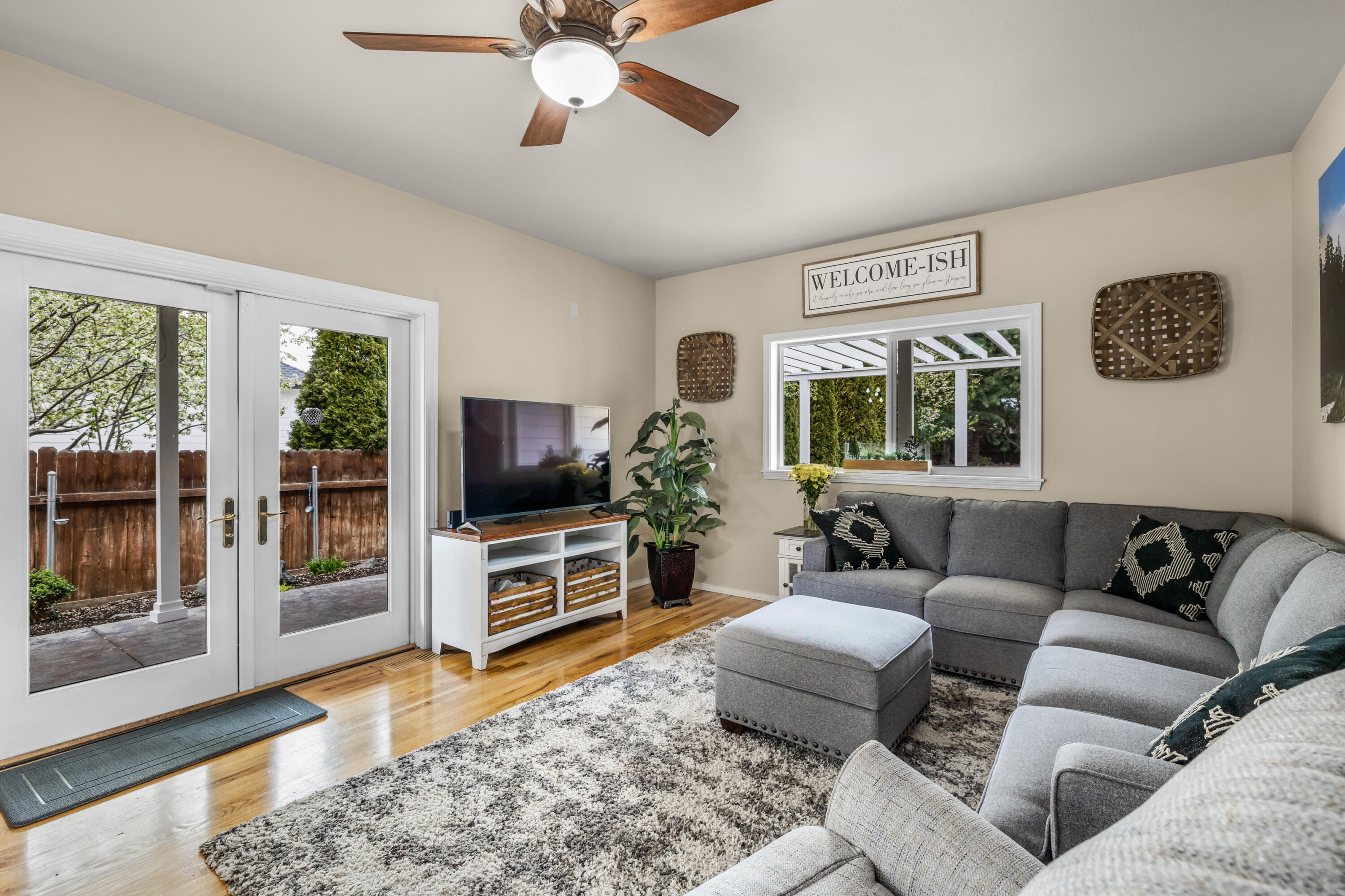 Hollow Pine Estate - Residential