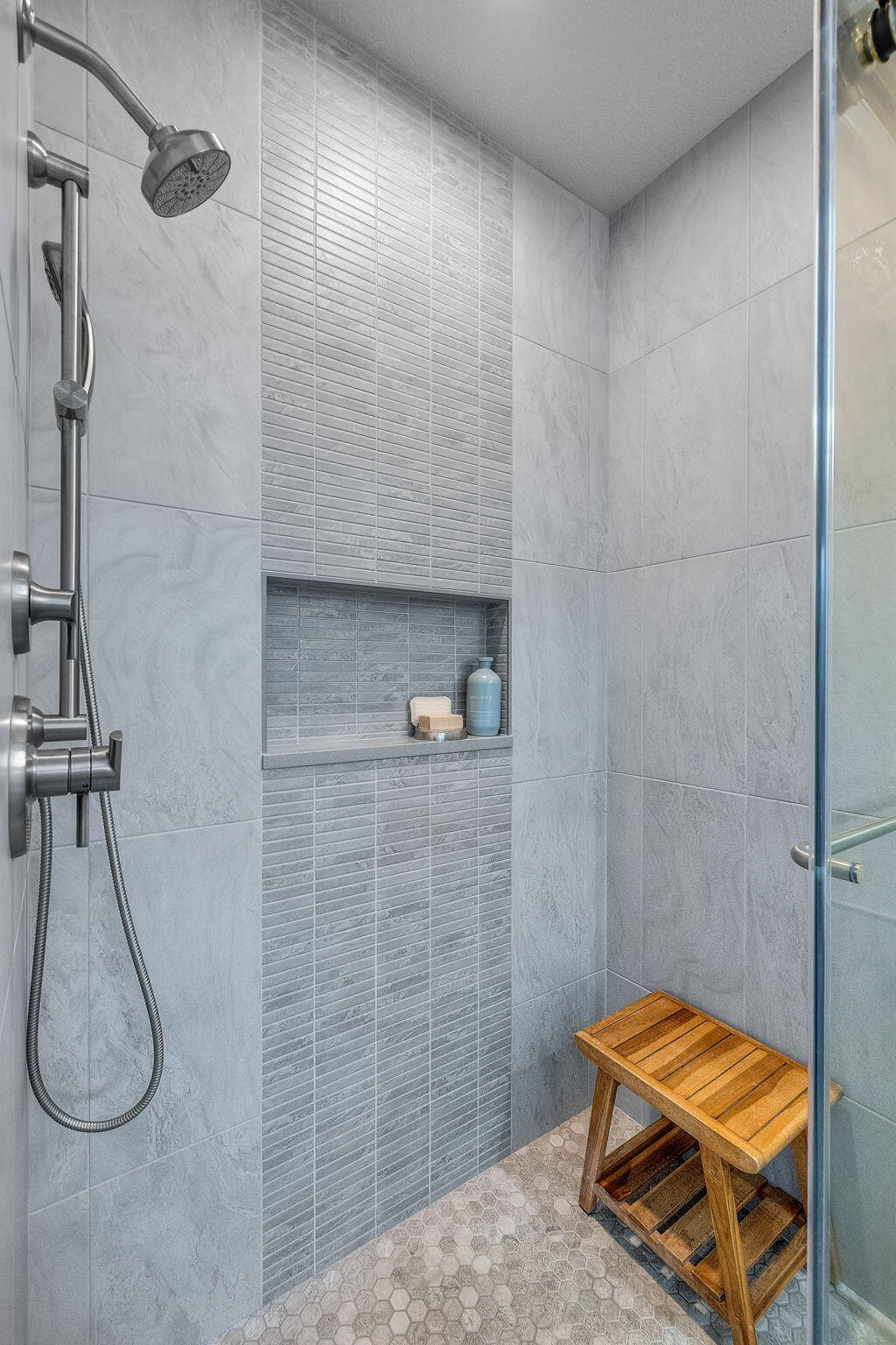 Broken Top - Residential