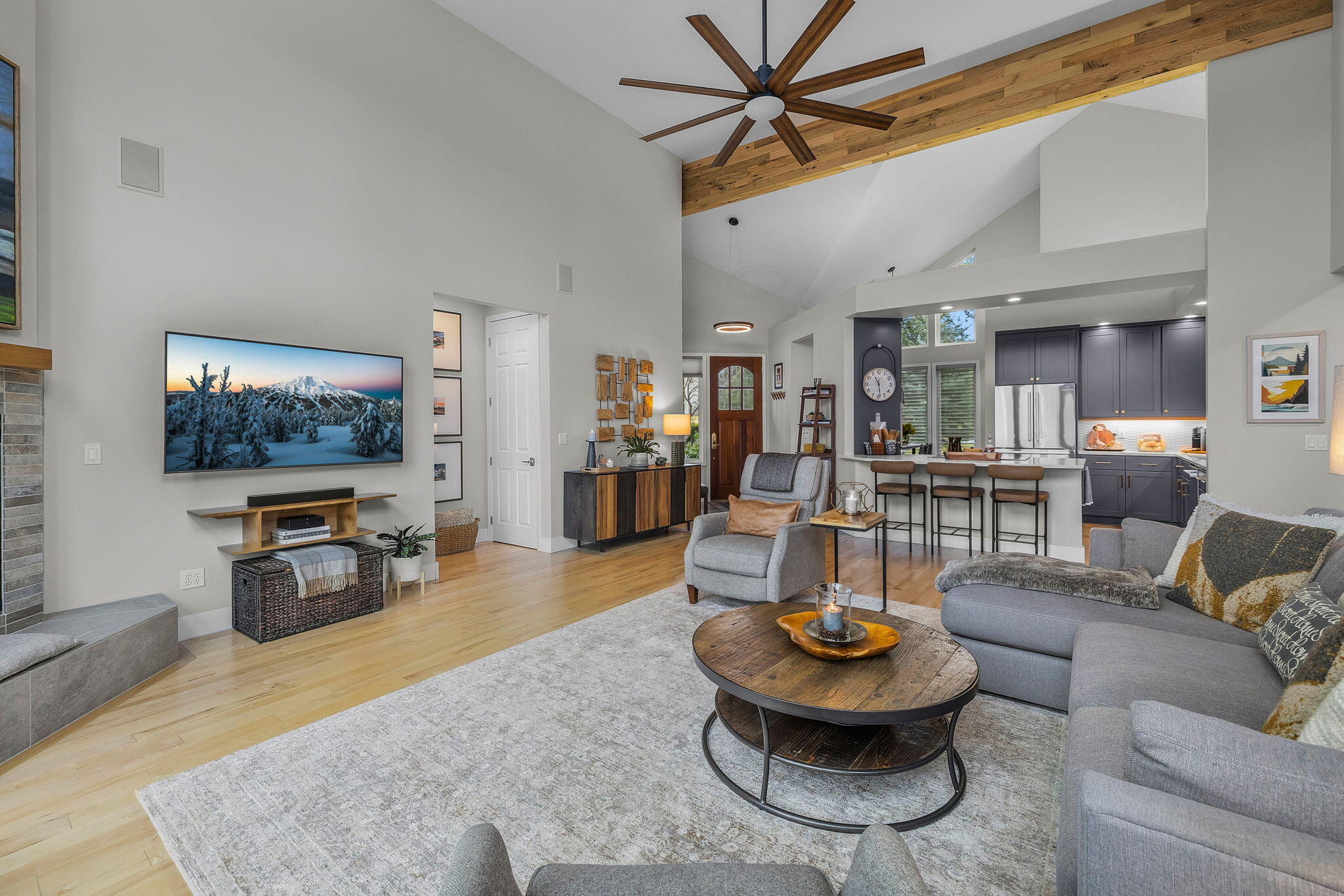 Broken Top - Residential