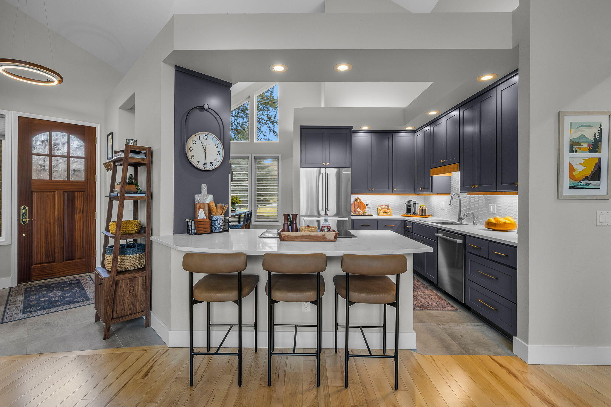 Broken Top - Residential