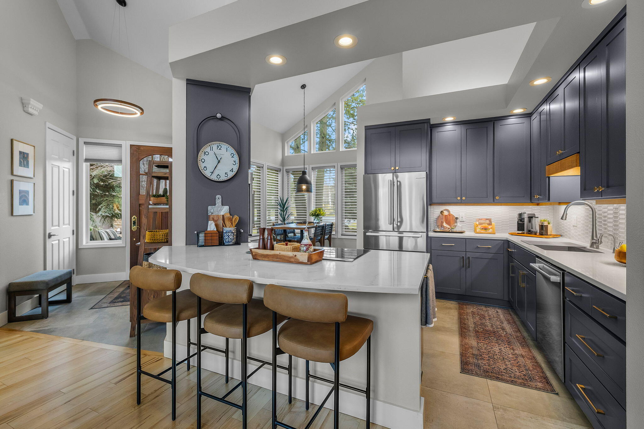 Broken Top - Residential