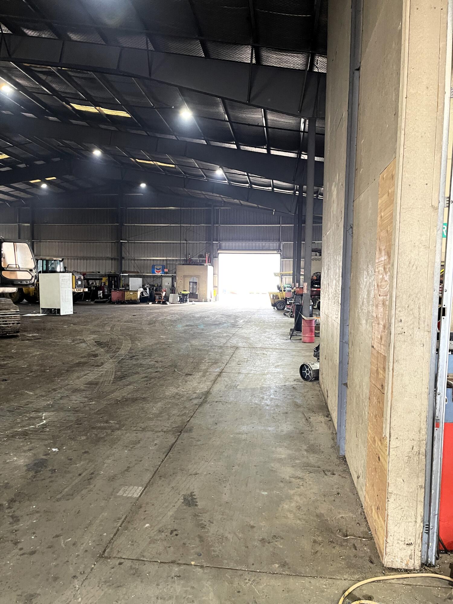 Spalding Commerce Park - Commercial Sale