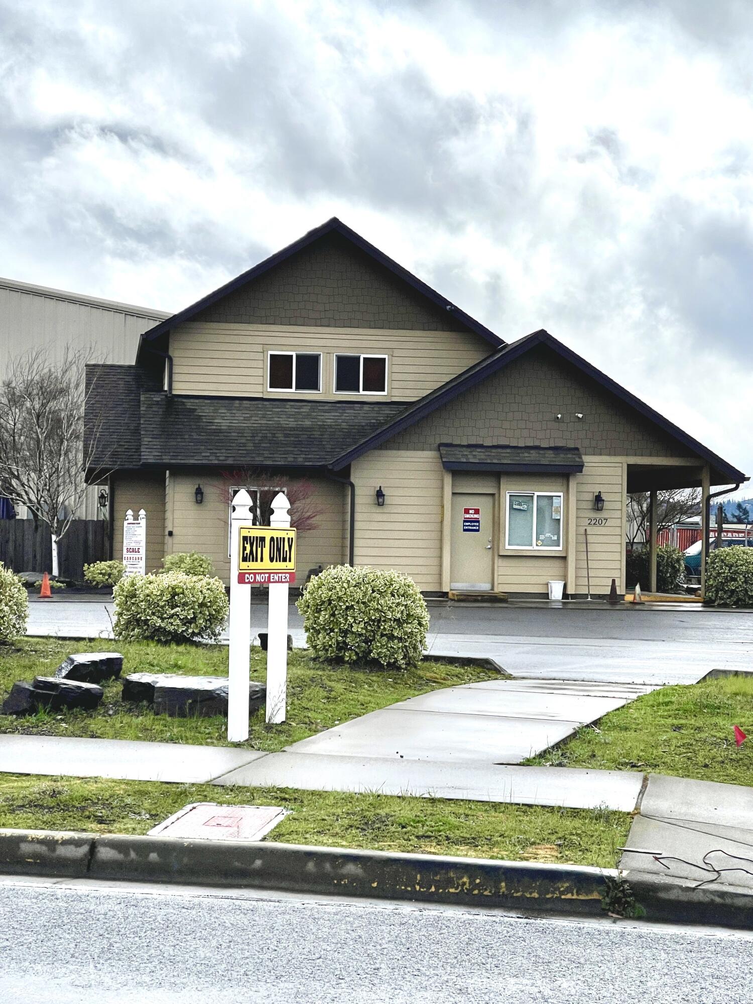 Spalding Commerce Park - Commercial Sale