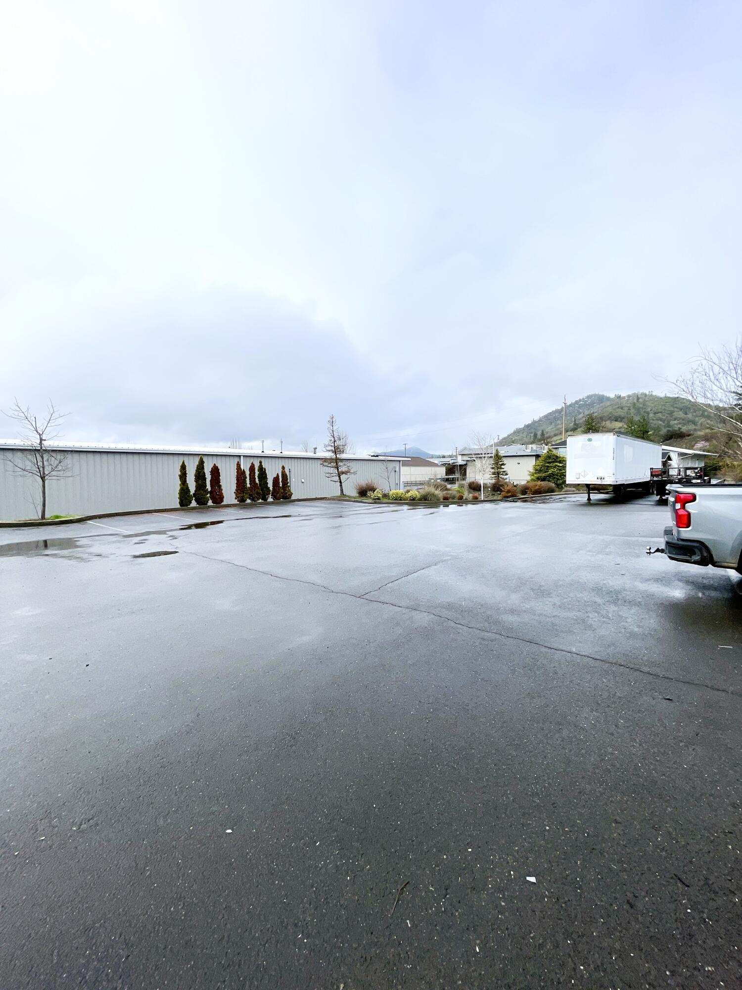 Spalding Commerce Park - Commercial Sale