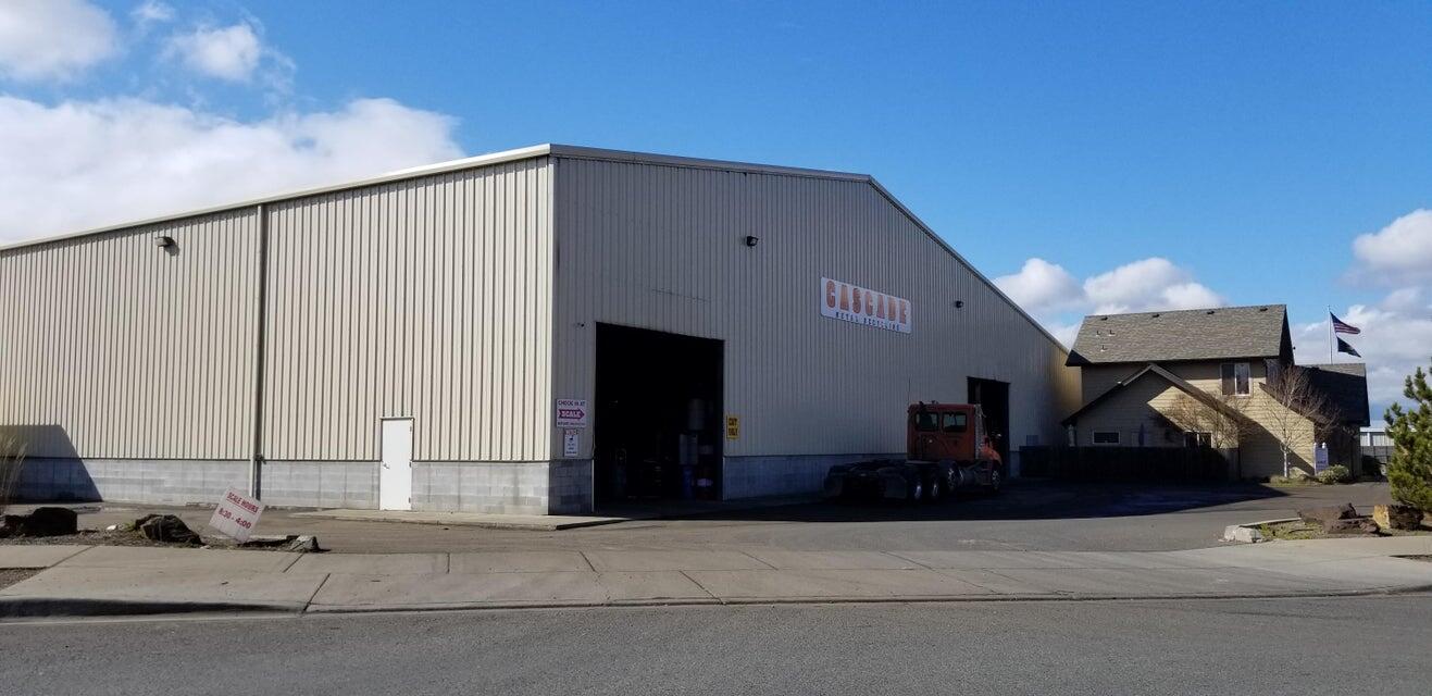 Spalding Commerce Park - Commercial Sale