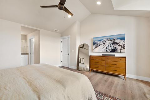 Tiny photo for 63106 Sophwith Lane, Bend, OR 97701 (MLS # 220217663)