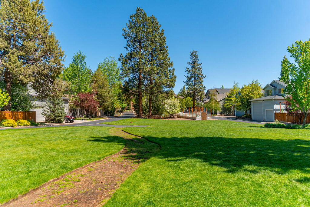 Skyliner Summit - Residential