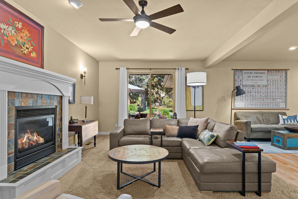 Skyliner Summit - Residential