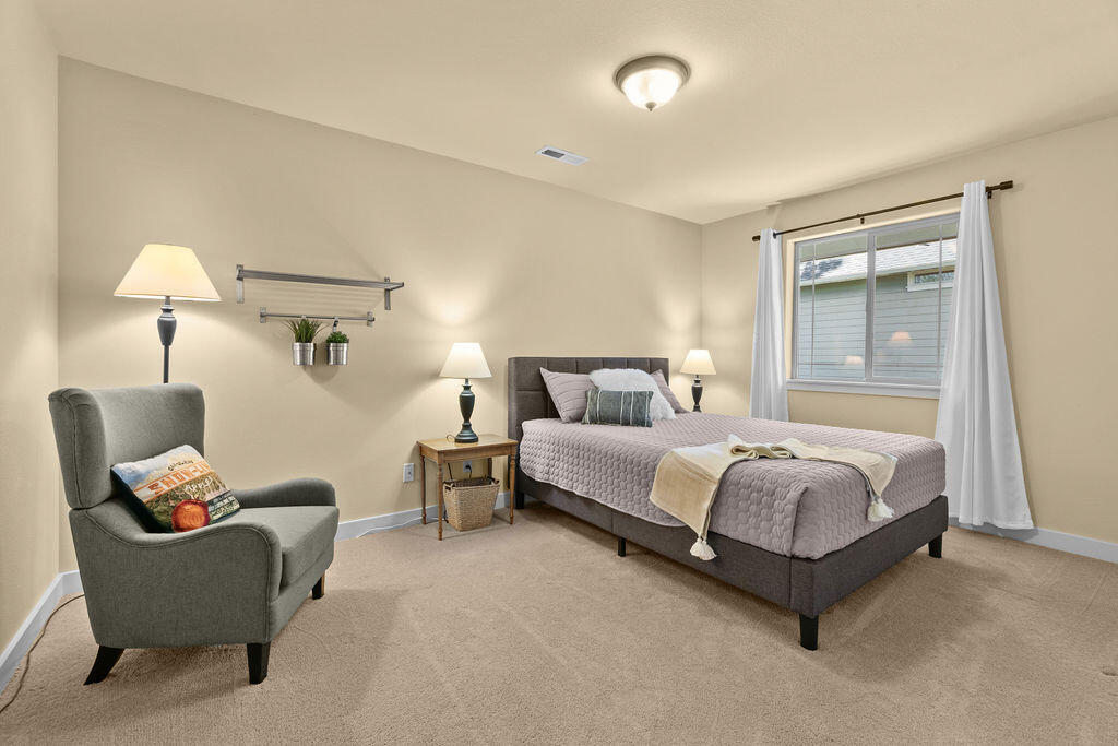 Skyliner Summit - Residential