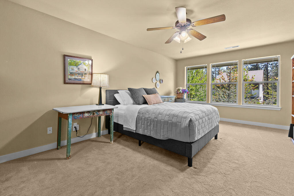 Skyliner Summit - Residential