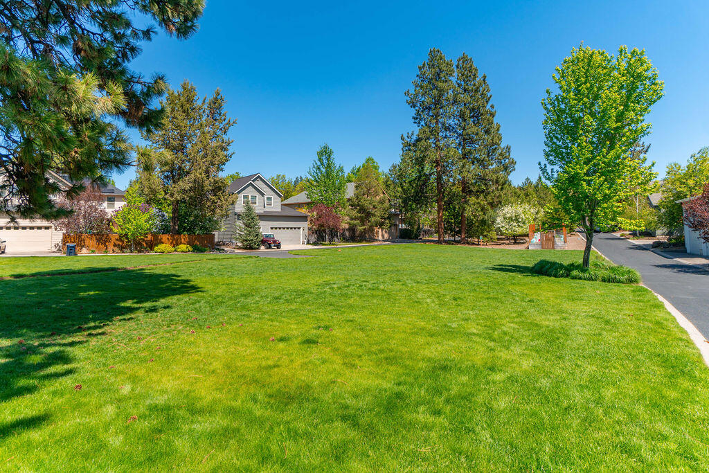 Skyliner Summit - Residential